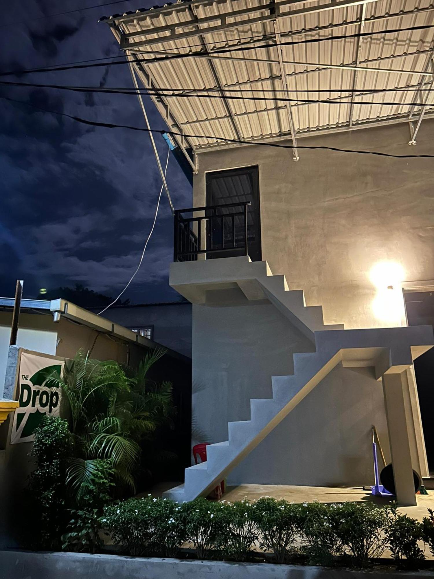 The Drop Inn Ciudad de Siem Riep Exterior foto